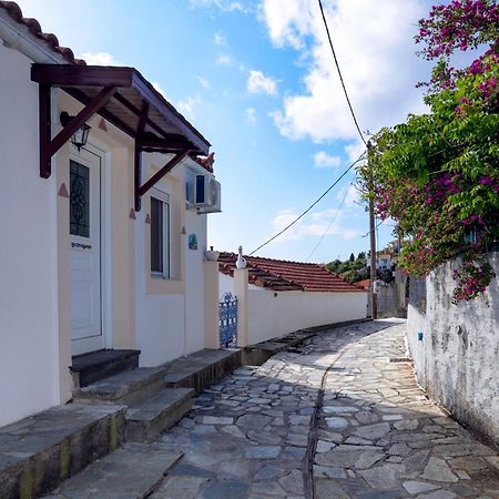 Angelinas House Hotel Glossa Exterior photo